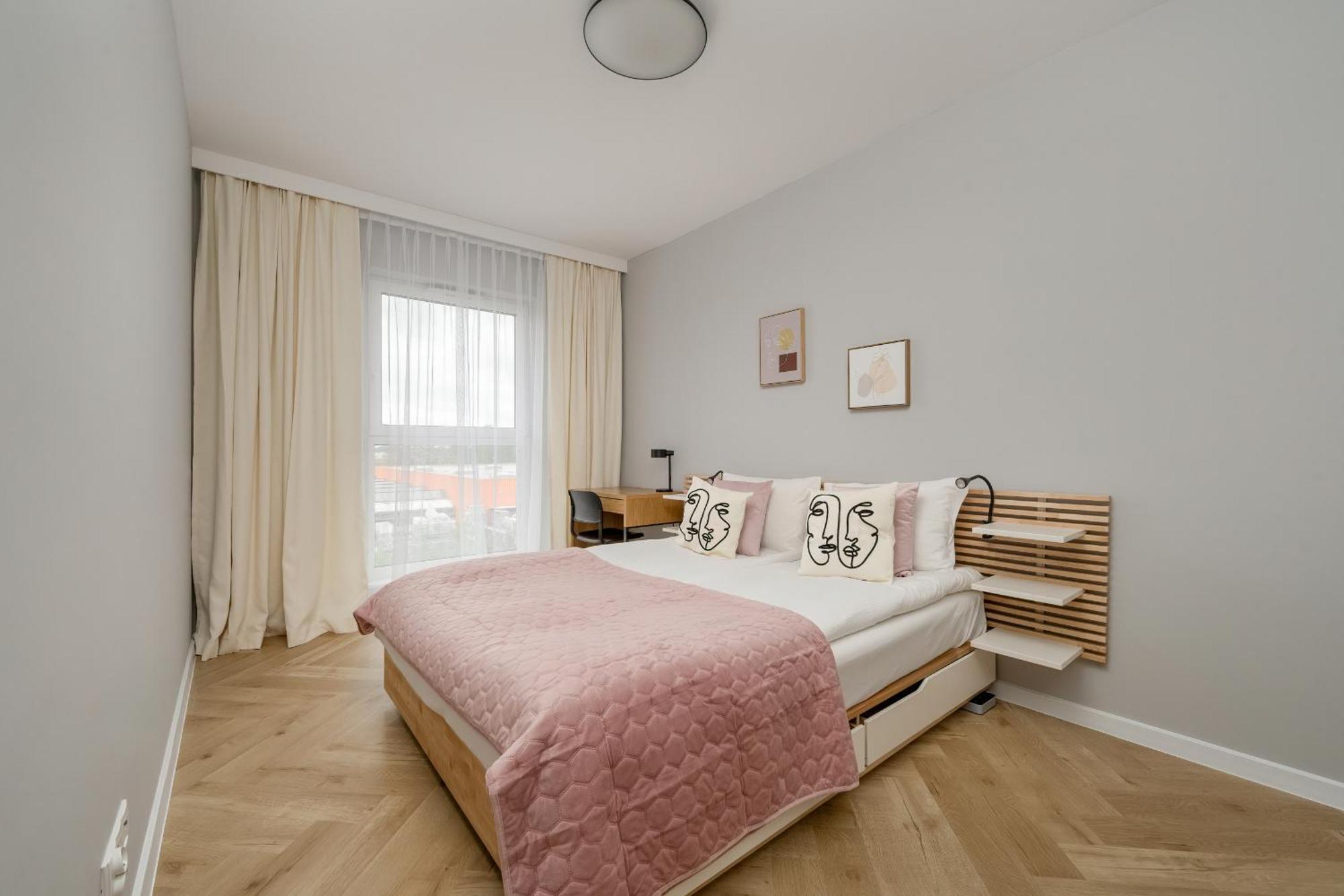 Michalczyka Stylish Apartment With Parking In The City Center Of Wroclaw By Noclegi Renters Ngoại thất bức ảnh